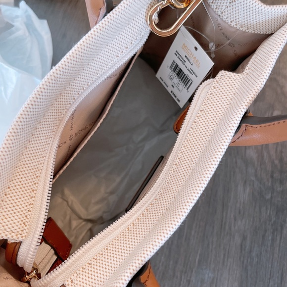 ❗️NEW ITEM Michael kors mirella small shopper ❗️NEW ITEM Michael kors mirella small shopper